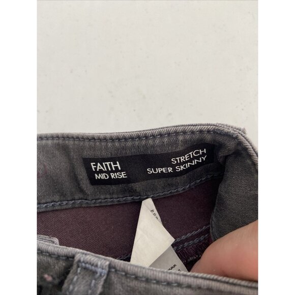 NWT Buffalo David Bitton Faith Cropped Mid Rise Skinny Jeans Super Gray  24X30 - Picture 7 of 9